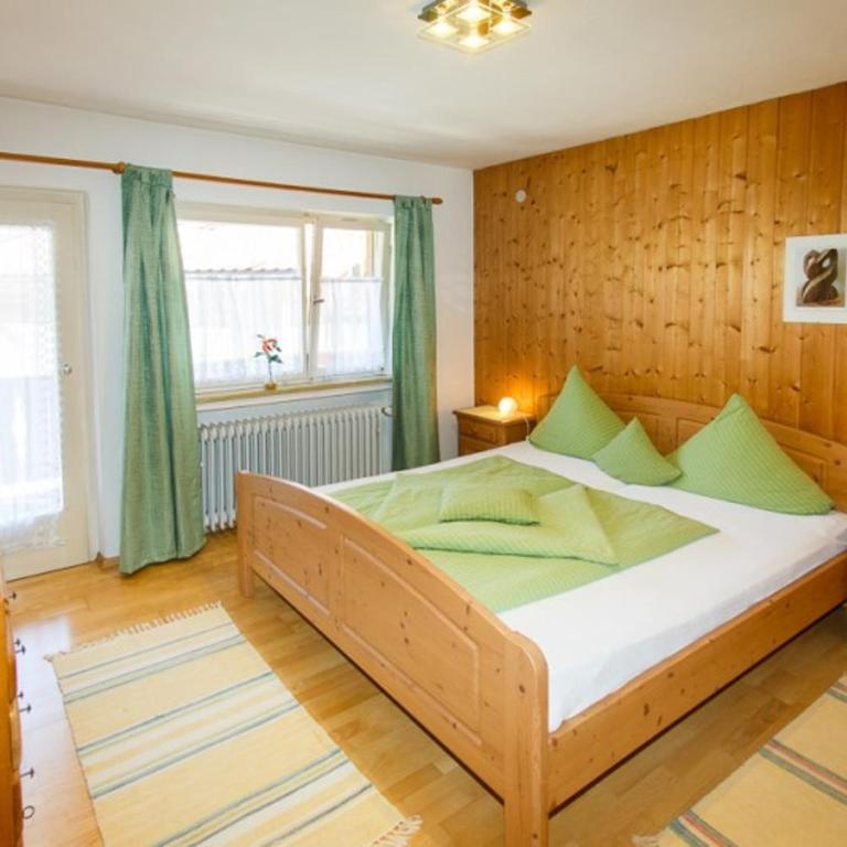 Café Chiemgau und Gästehaus - Penthouse-Apartment - 1