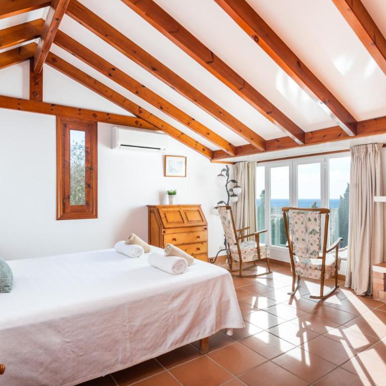 Villa Carolina - Three-Bedroom Villa - 24