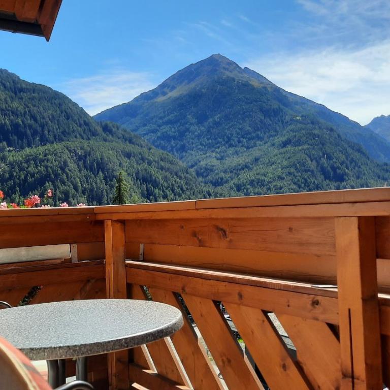 B&B Haus Rehwinkl - Comfort Doppelzimmer mit Balkon - 6