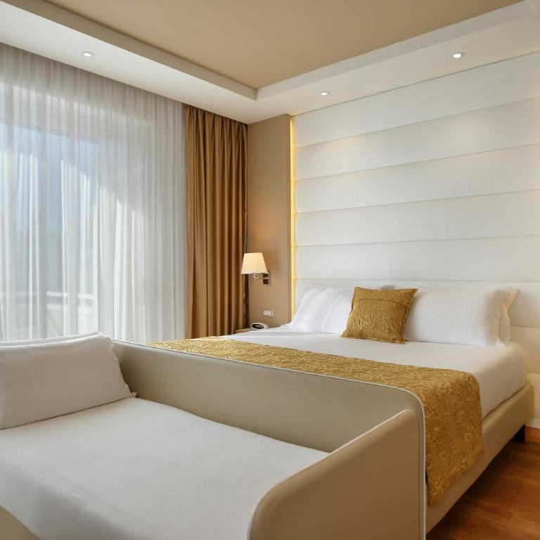 Hotel Concord - Nel cuore di Riccione - Economy Triple Room - 1
