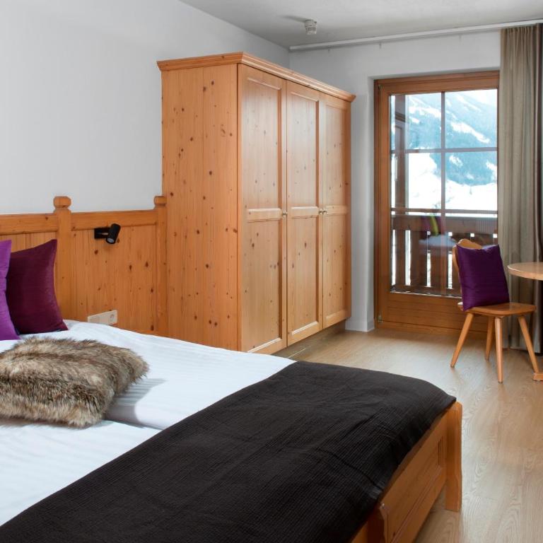 Hotel Goldried - Doppelzimmer mit Balkon oder Terrasse und Panoramablick - 2