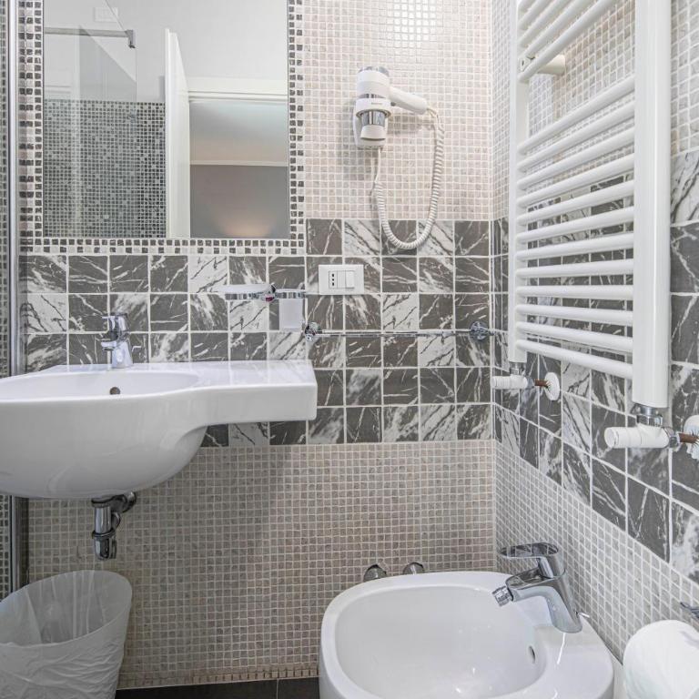 Residenza Castrense - Camera Tripla - 4
