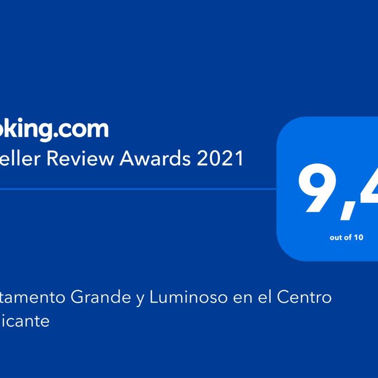 Apartamento Grande y Luminoso en el Centro de Alicante - Three-Bedroom Apartment - 56
