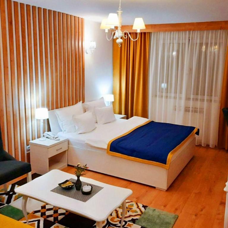 Hotel JET SET Pale - Double Room - 1