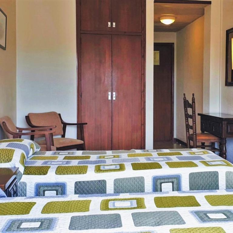 Hotel La Masia - Twin Room - 3