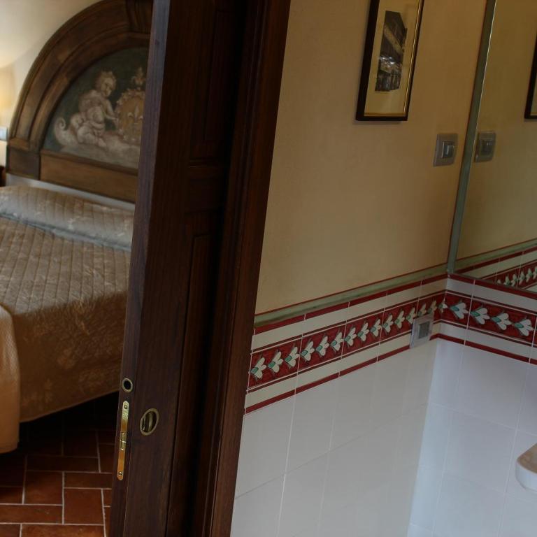 La Cantina Relais - Fattoria Il Cipresso - Suite Superior - 1