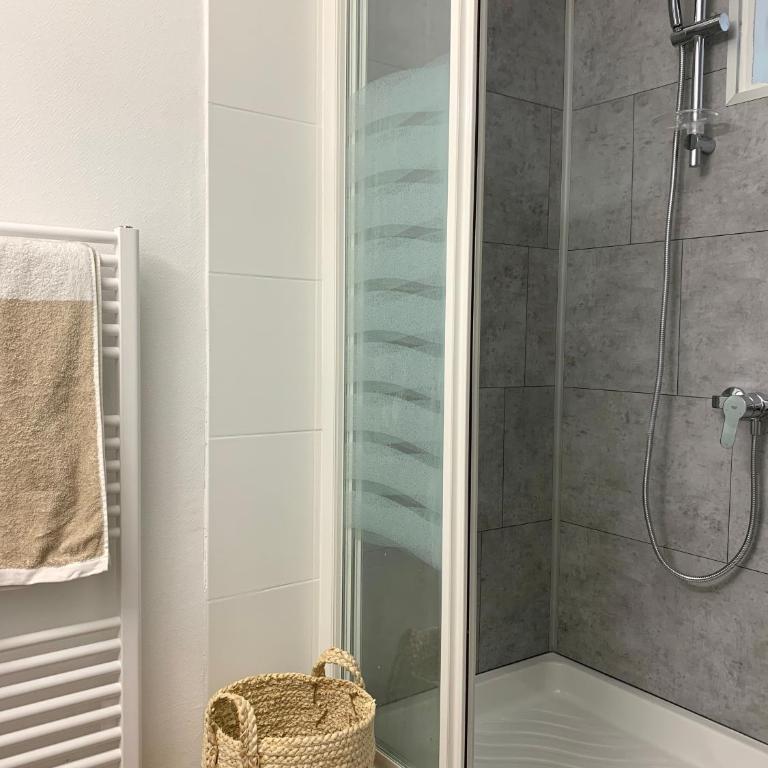 Studio ScandiChic tout équipé centre-gare-rives-clinique à pied - Appartamento con 1 Camera da Letto - 8