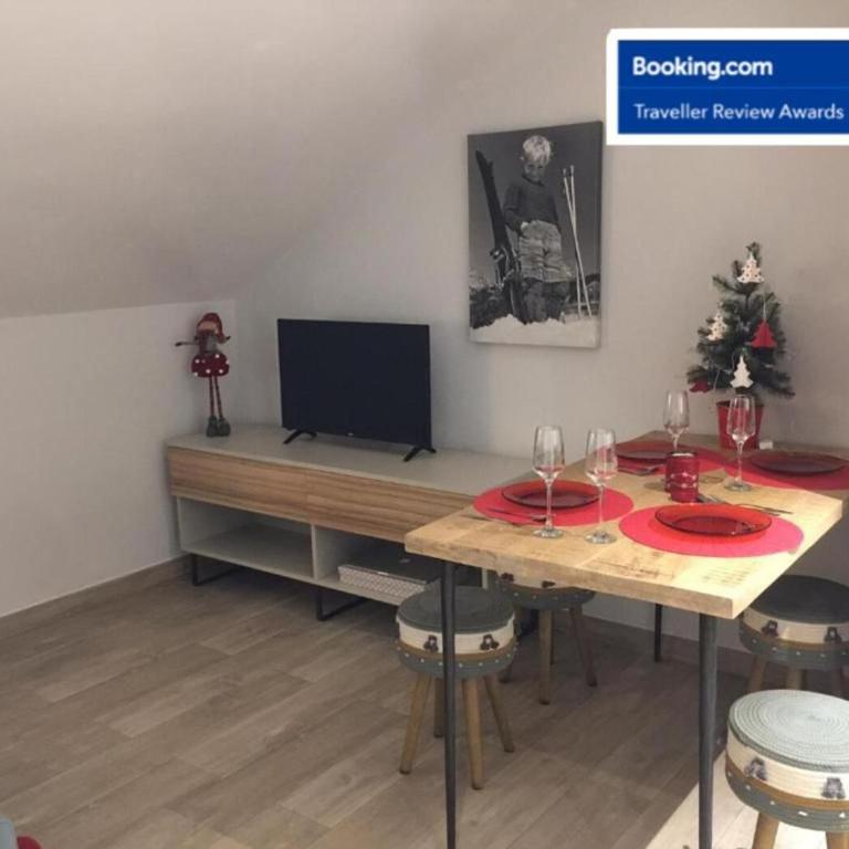 CHIC HUMARALET, pie de pistas, free parking - Apartamento de 1 dormitorio - 28