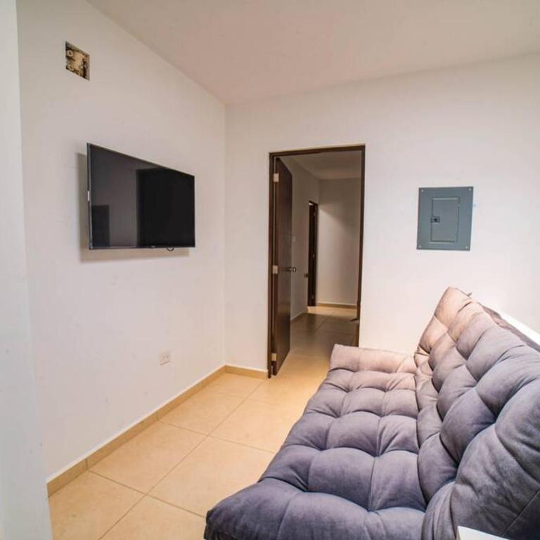 CASA VACACIONAL PERFECTA PARA TU FAMILIA! - Four-Bedroom House - 9