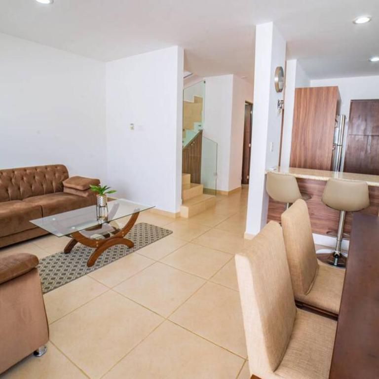 CASA VACACIONAL PERFECTA PARA TU FAMILIA! - Four-Bedroom House - 3