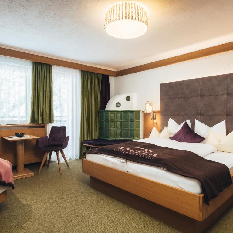 Hotel Garni Angela - Dreibettzimmer - 2