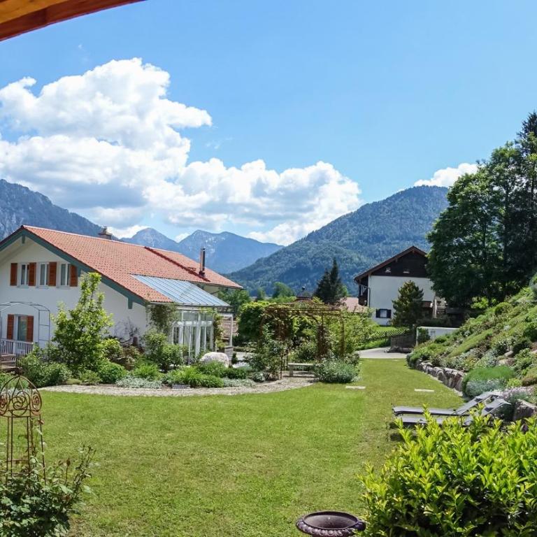 Ferienwohnungen im Rosengarten inkl. Chiemgaukarte - Apartment mit 1 Schlafzimmer - 14