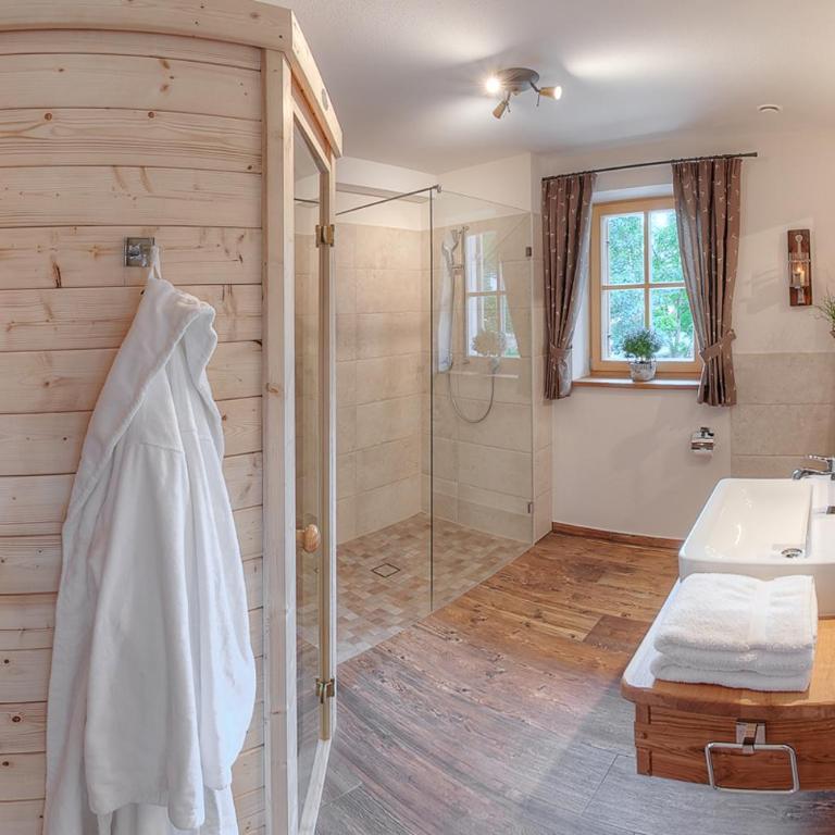 Ferienwohnungen im Rosengarten inkl. Chiemgaukarte - Apartment mit 2 Schlafzimmern - 11
