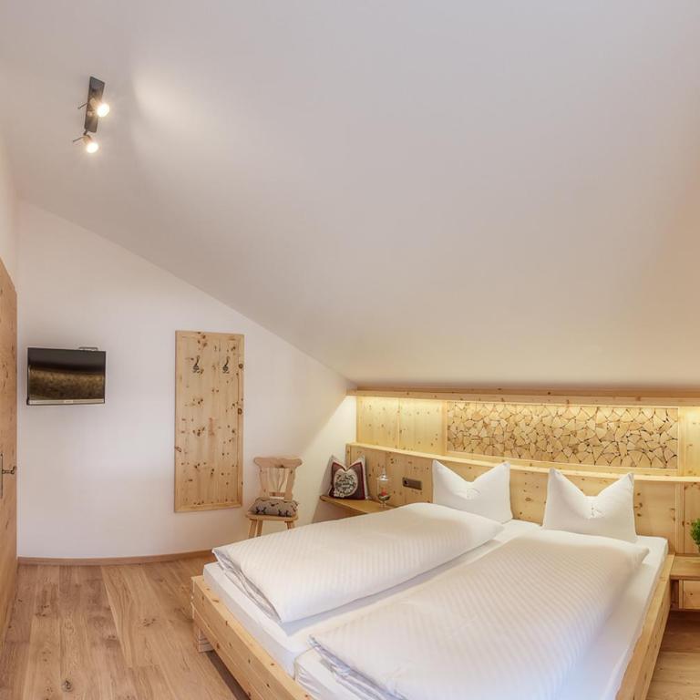 Ferienwohnungen im Rosengarten inkl. Chiemgaukarte - Apartment mit 3 Schlafzimmern - 17