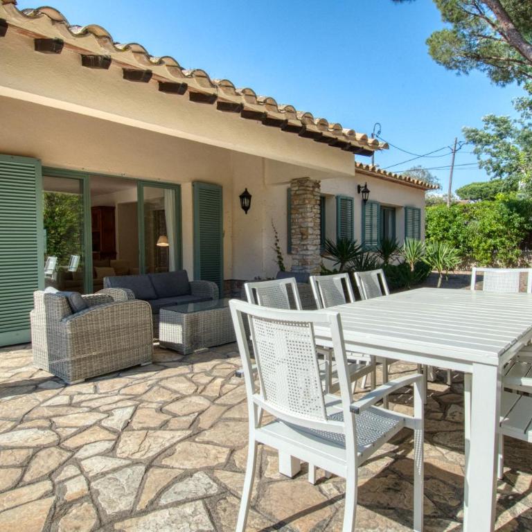 Xalet prat xirlo - Villa con piscina privada - 3