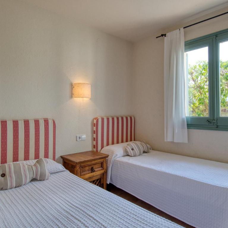 Xalet prat xirlo - Villa con piscina privada - 16