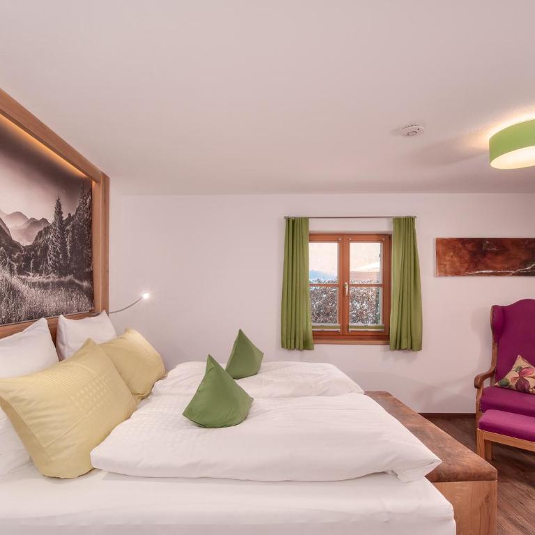 Ferienwohnungen Mayer inkl. Chiemgaukarte - Apartment - 1