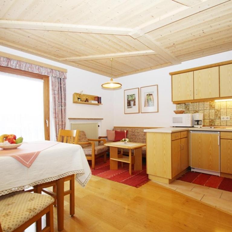 Ferienwohnungen Praxenthaler inkl. Chiemgaukarte - Apartment mit Balkon - 5