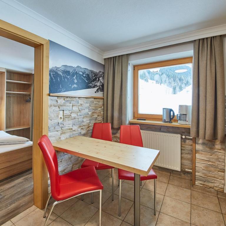 Ski & Bike Appartements Forsthaus - Apartment TOP 12 - 2