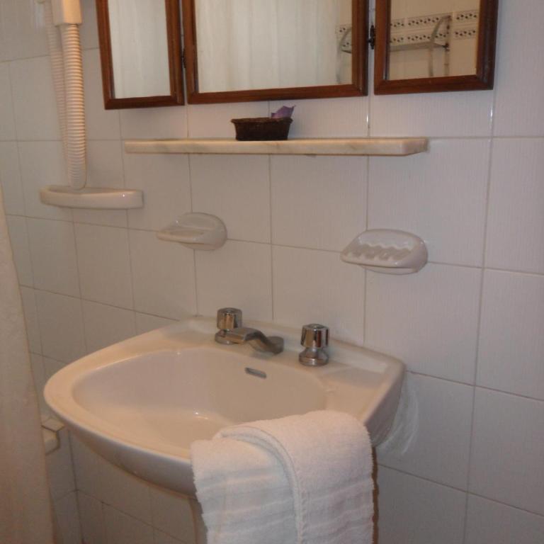 Hotel Montecarlo - Quadruple Room with Sea View - 1