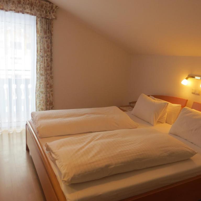 Garni Haus Jagerwirt - Double Room with Balcony - 5