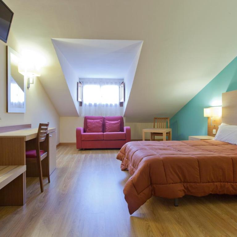 Hotel Mirador Puerta del Sol - Habitación Doble con 3 camas supletorias - 8