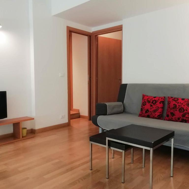 Appartamento indipendente a due passi dal centro - Appartamento - Piano Terra - 13