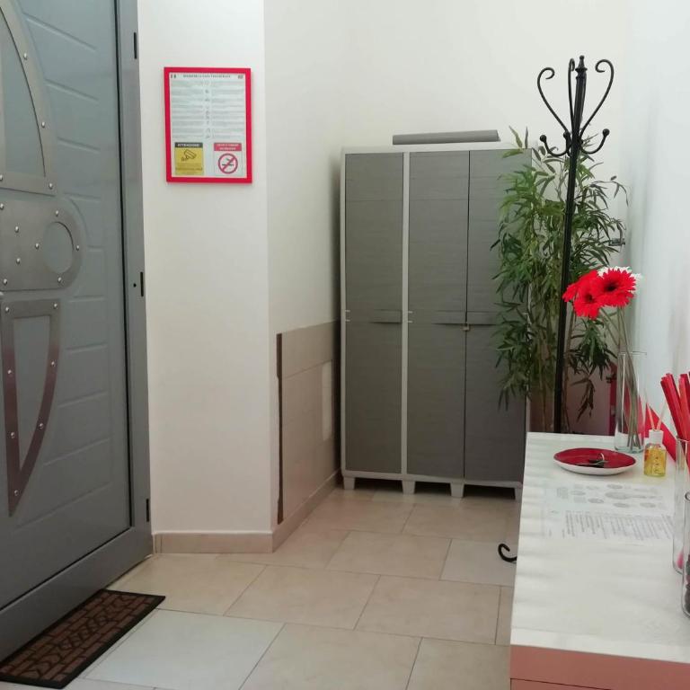 Appartamento indipendente a due passi dal centro - Appartamento - Piano Terra - 2