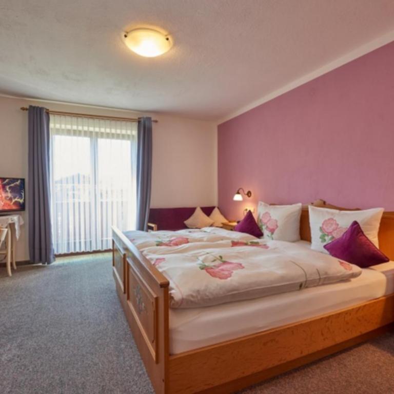 Gästehaus Häuslweber - Deluxe Doppelzimmer - 1
