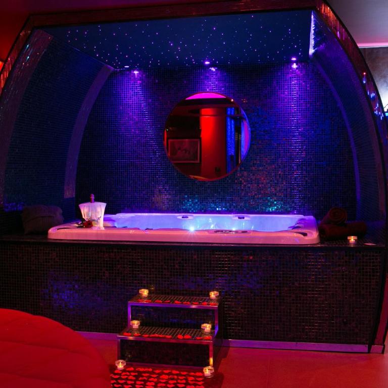 L'Insolite Spa Privatif ''Suite Luxueuse-Jacuzzi" - Appartement 1 Chambre - 9