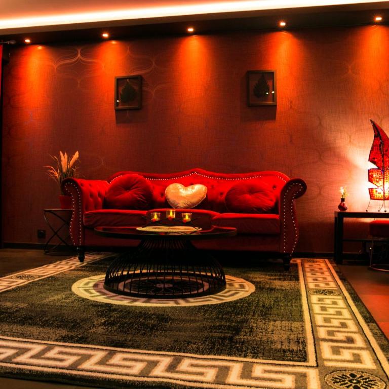 L'Insolite Spa Privatif ''Suite Luxueuse-Jacuzzi" - Appartement 1 Chambre - 17