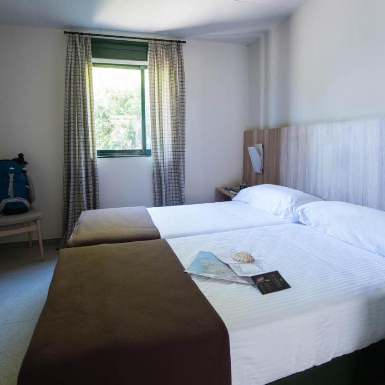 Albergue Monte Do Gozo - Twin Room - 1