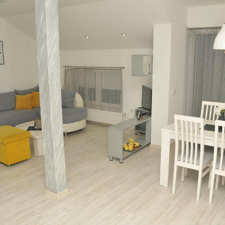 "Handmade" Apartment - Apartman - 4