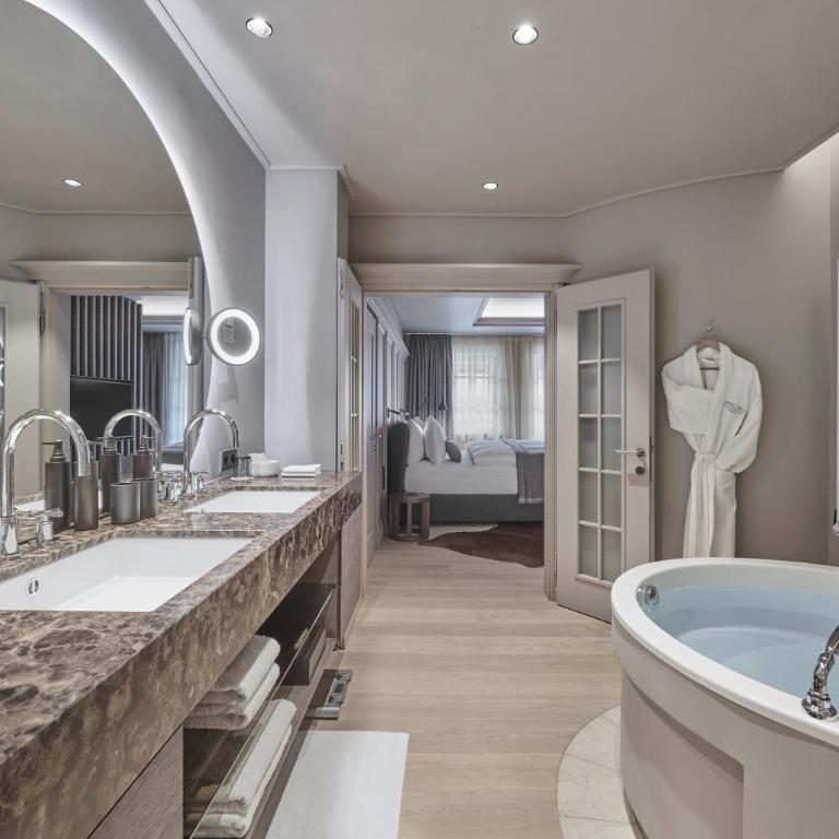 Hotel Weisses Roessl - Deluxe Suite - 3