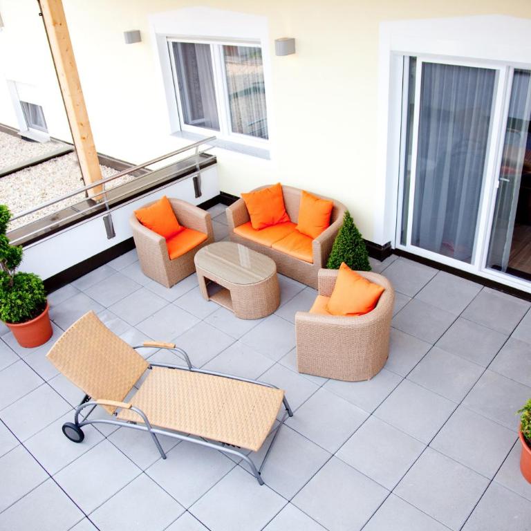 Hotel-Restaurant Teuschler-Mogg Bad Waltersdorf inklusiv Genusscard - Suite Superior con terraza - 1