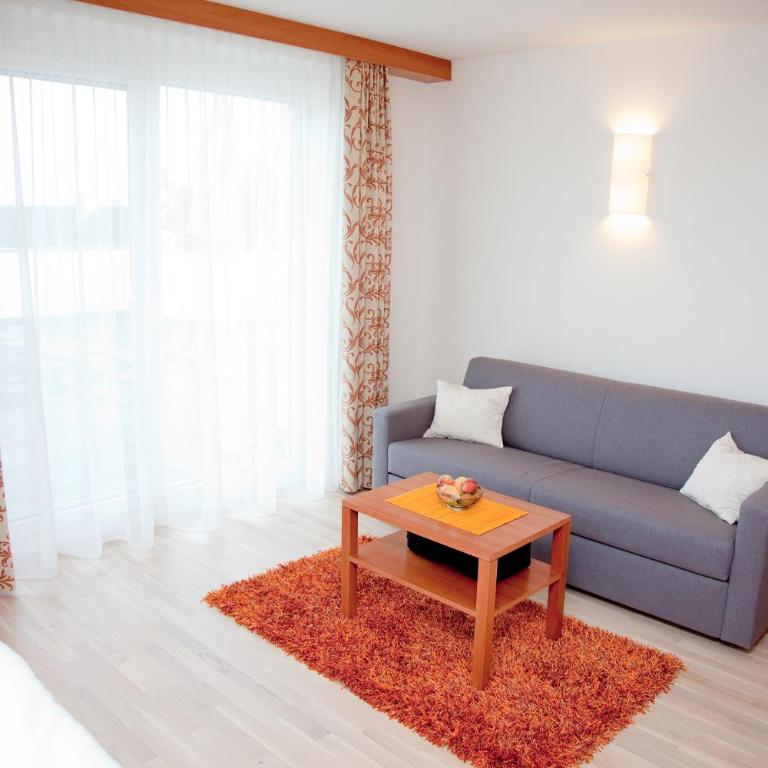 Hotel-Restaurant Teuschler-Mogg Bad Waltersdorf inklusiv Genusscard - Suite Deluxe con terraza - 1