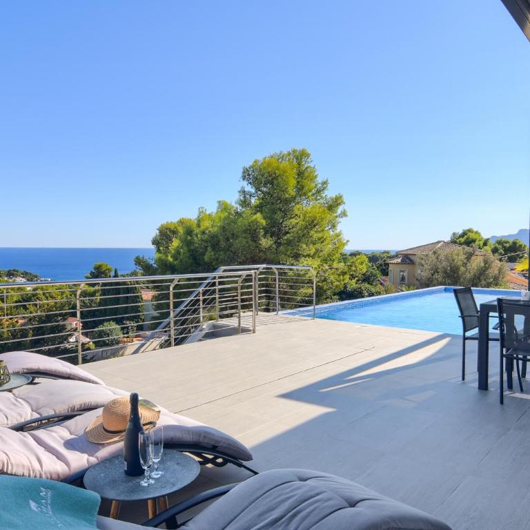 Graham Holiday Rentals - Oasis - Villa - 18