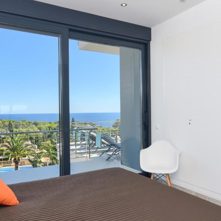 Graham Holiday Rentals - Oasis - Villa - 22