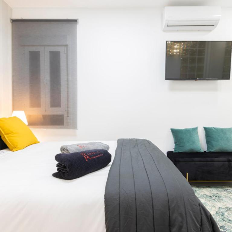 Madrid Río Apartment - One-Bedroom Apartment - 13