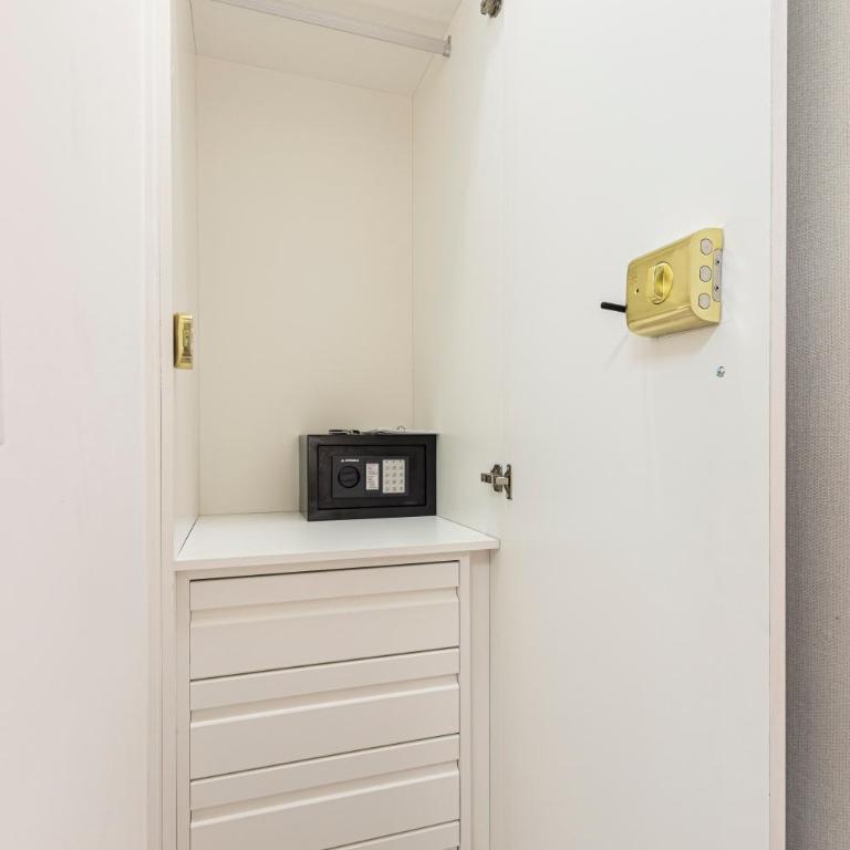 Madrid Río Apartment - One-Bedroom Apartment - 16
