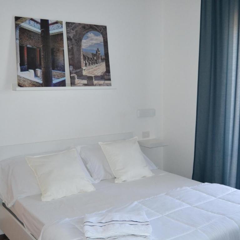 Gio House Pompei - Camera Tripla con Bagno Privato - 10