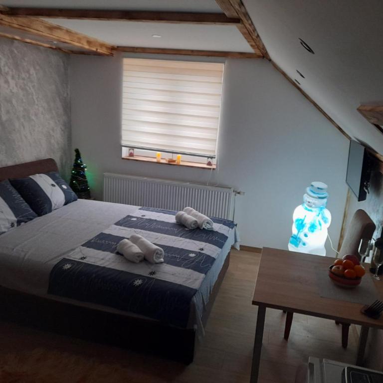 Apartmani MILOSAVLJEVIĆ Divčibare - Studio sa Bračnim Krevetom (Queen-size) - 9