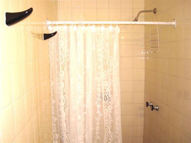 GUALI - Two-Bedroom Apartment - 16