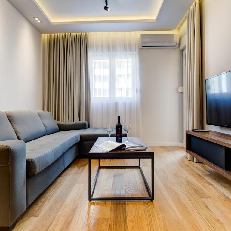 Apart Compliment - One-Bedroom Apartment - 4