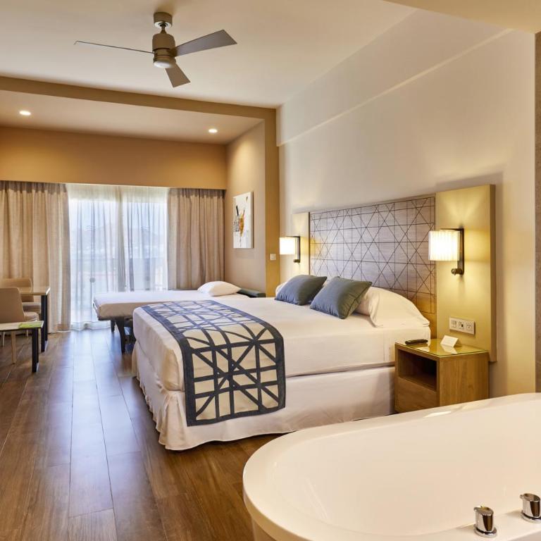 Riu Palace Baja California - Adults Only - All Inclusive - Suite Junior con vistas parciales al mar - 1