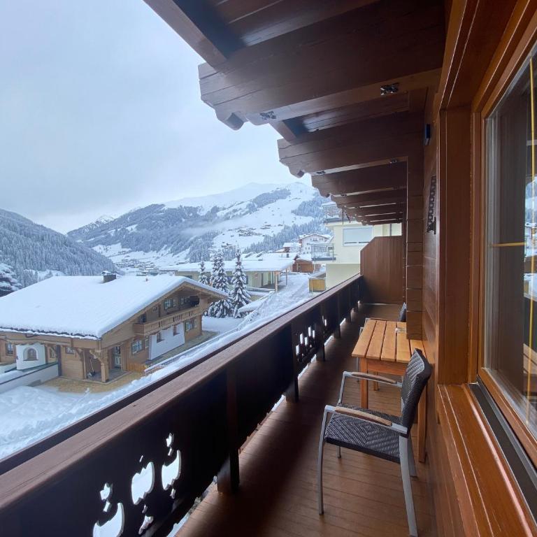 Pension Marina - Three-Bedroom Apartment - 4