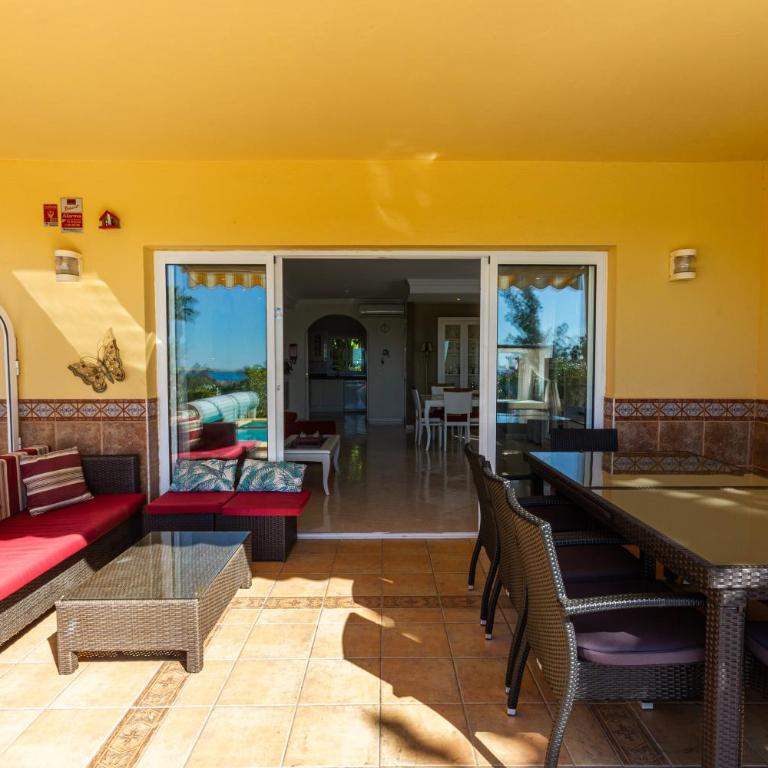 Sea Edge Friendly Holiday Home - Casa de 4 dormitorios - 56