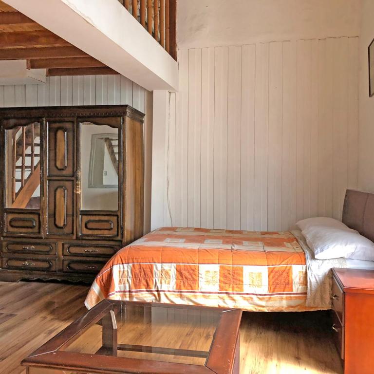 Hostal Latina - Habitación Familiar - 7