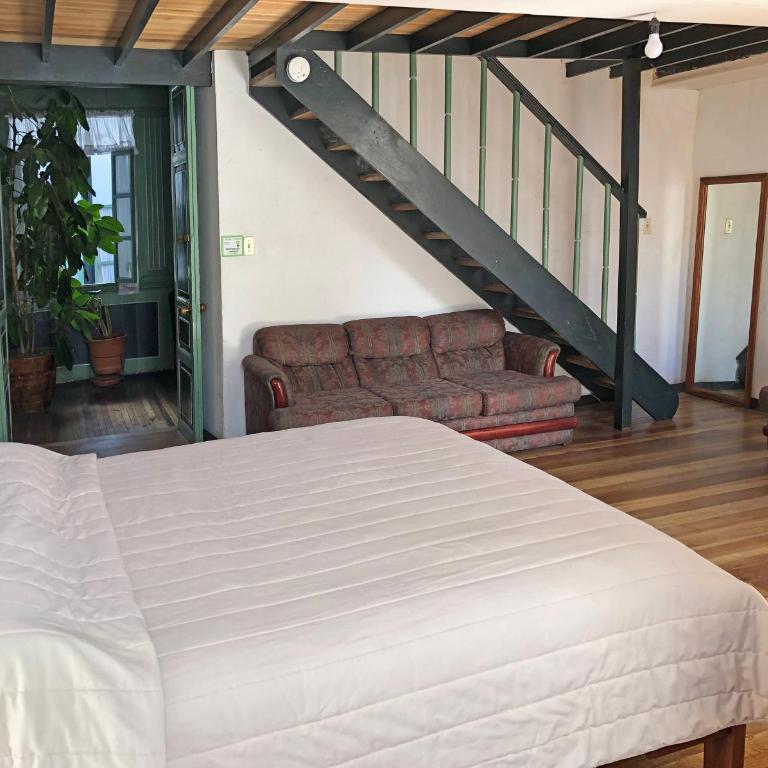 Hostal Latina - Habitación Familiar - 3