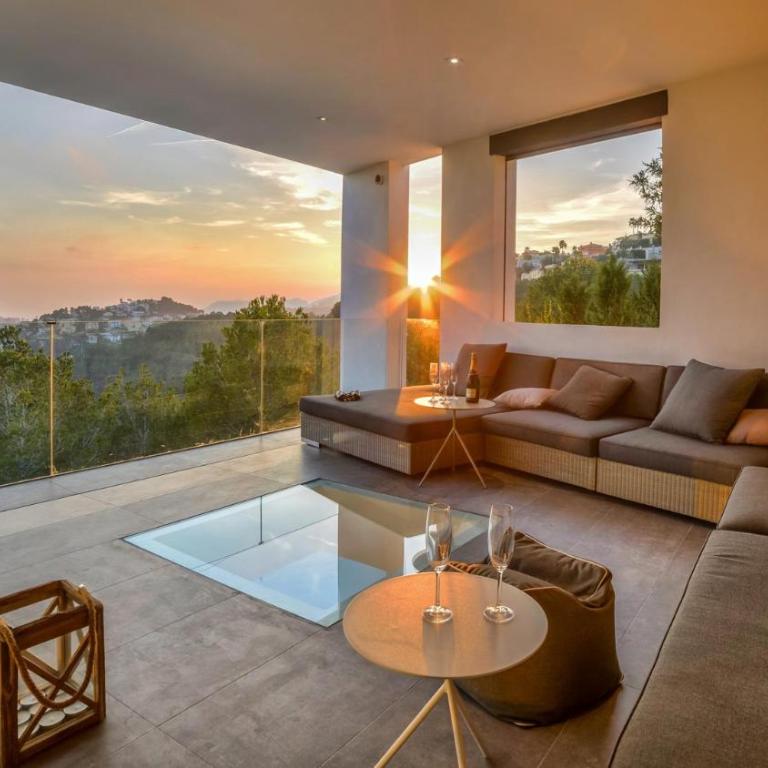 Graham Holiday Rentals - Moraira Breeze - Villa - 2